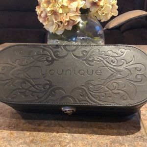 Younique pigment/blush/concealer deluxe box set